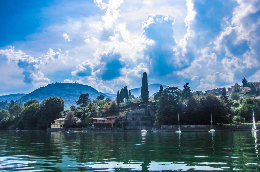 Hotel Posta Moltrasio Bagian luar foto